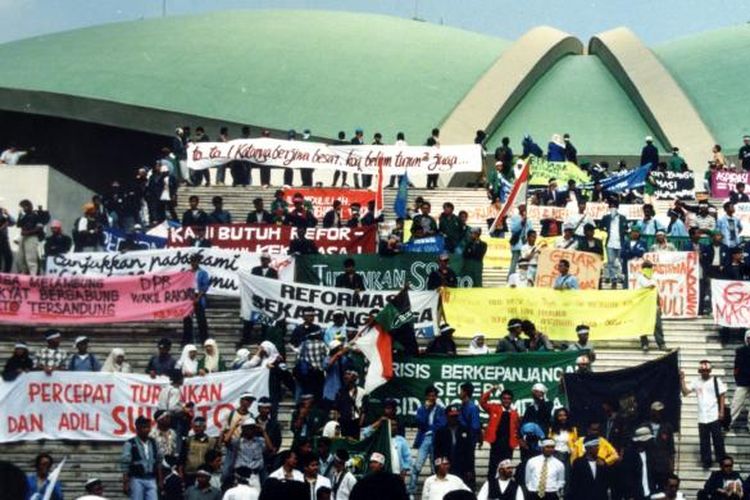 Undang-undang (UU) Nomor 9 Tahun 1998 tentang Kemerdekaan Menyampaikan Pendapat di Muka Umum